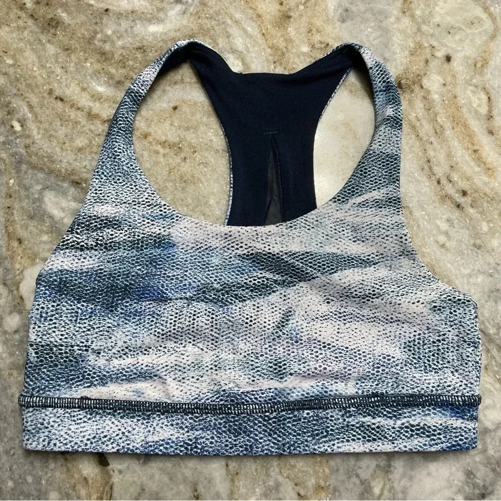 Lululemon Invigorate Bra Mesh Scape Multi /True Navy size 2